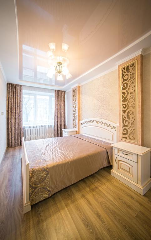 Apartments On Svobody Avenue- The Center Of Lviv Bagian luar foto