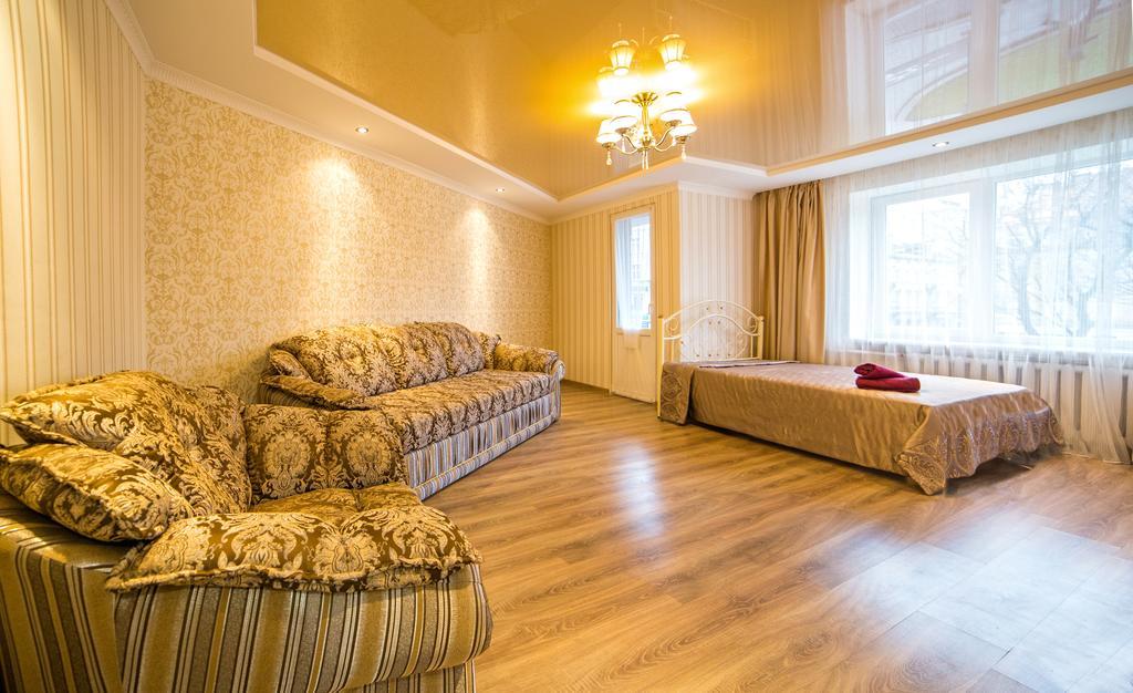 Apartments On Svobody Avenue- The Center Of Lviv Bagian luar foto